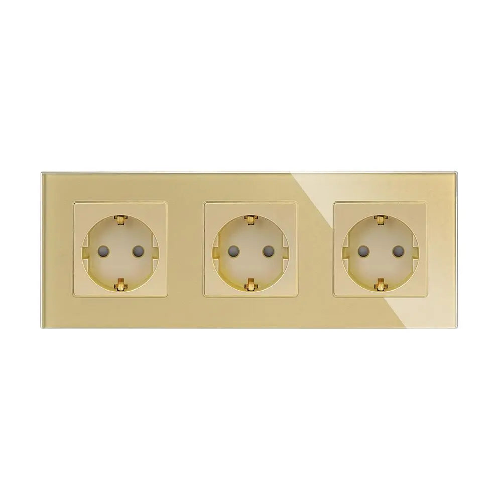 Power outlet | 1 + 1 + 1